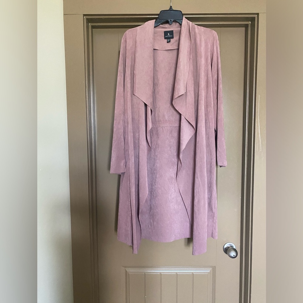 Gorgeous faux suede look jacket.